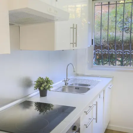Апартаменты Jardin Figuiers Ap4123 By Riviera Homes Вильфранш-сюр-Мер